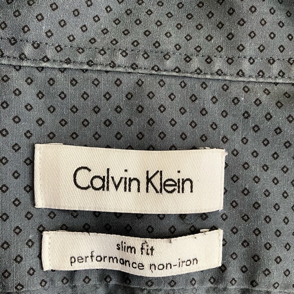 Calvin Klein Slim Fit Performance Non-Iron Shirt M/L